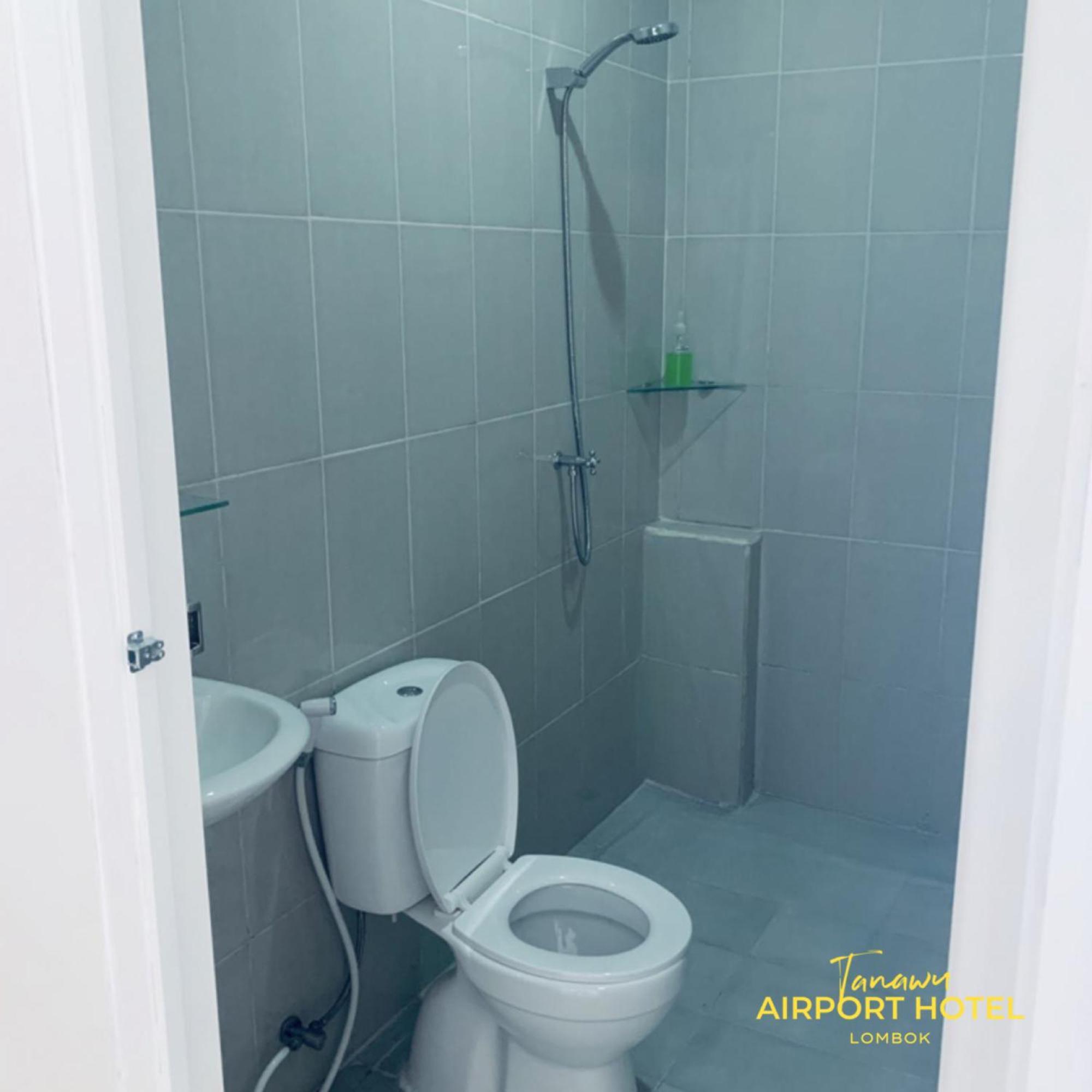 Tanawu Airport Hotel Lombok Praya Εξωτερικό φωτογραφία
